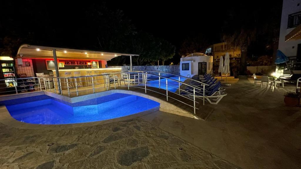 Orion Hotel Bitez Esterno foto