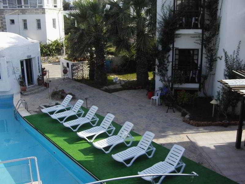 Orion Hotel Bitez Esterno foto