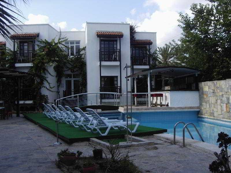 Orion Hotel Bitez Esterno foto